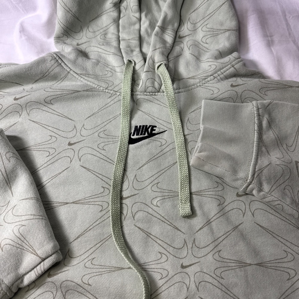 Nike Men's Light Green Logo Hoodie
